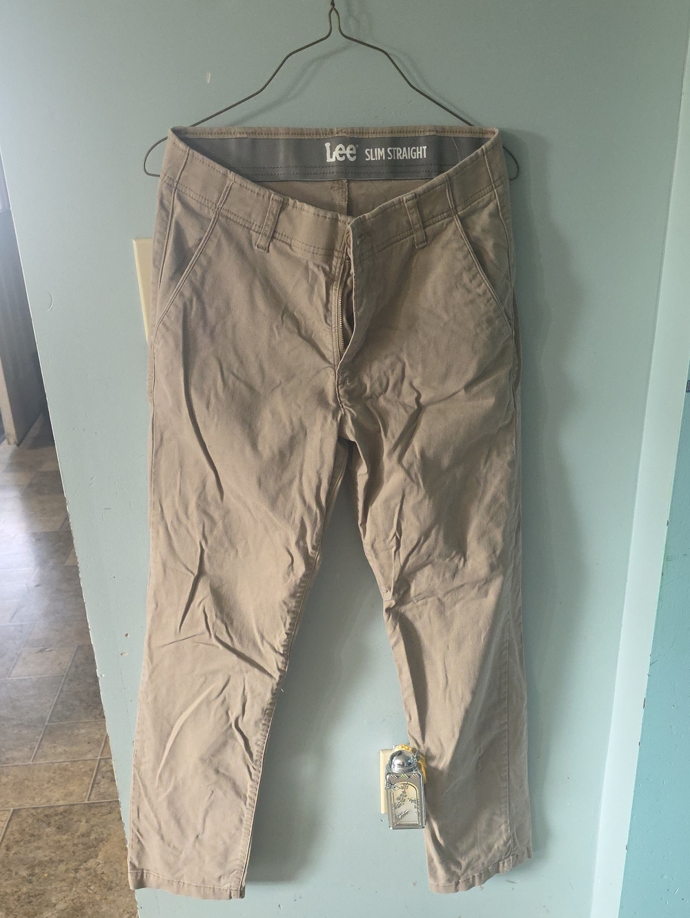 Lee Slim Straight Chinos in Tan